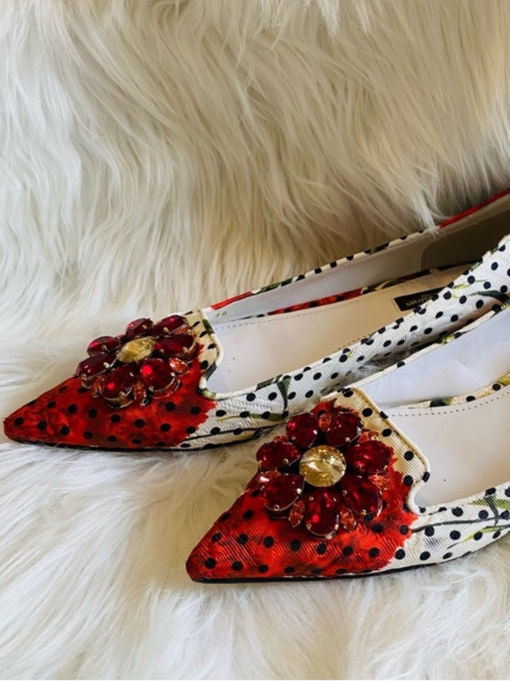 Authentic Dolce & Gabbana Taormina Crystal Embellished Flats Size 38/US 8 - Picture 13 of 15